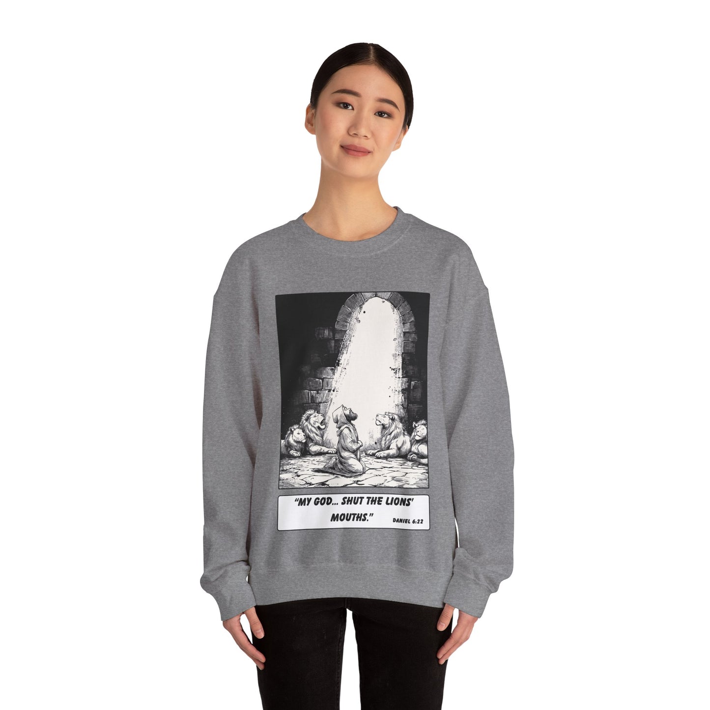 Daniel in the Lions’ Den Sweater – Black & White Faith Ink Panel (Dan 6:22)