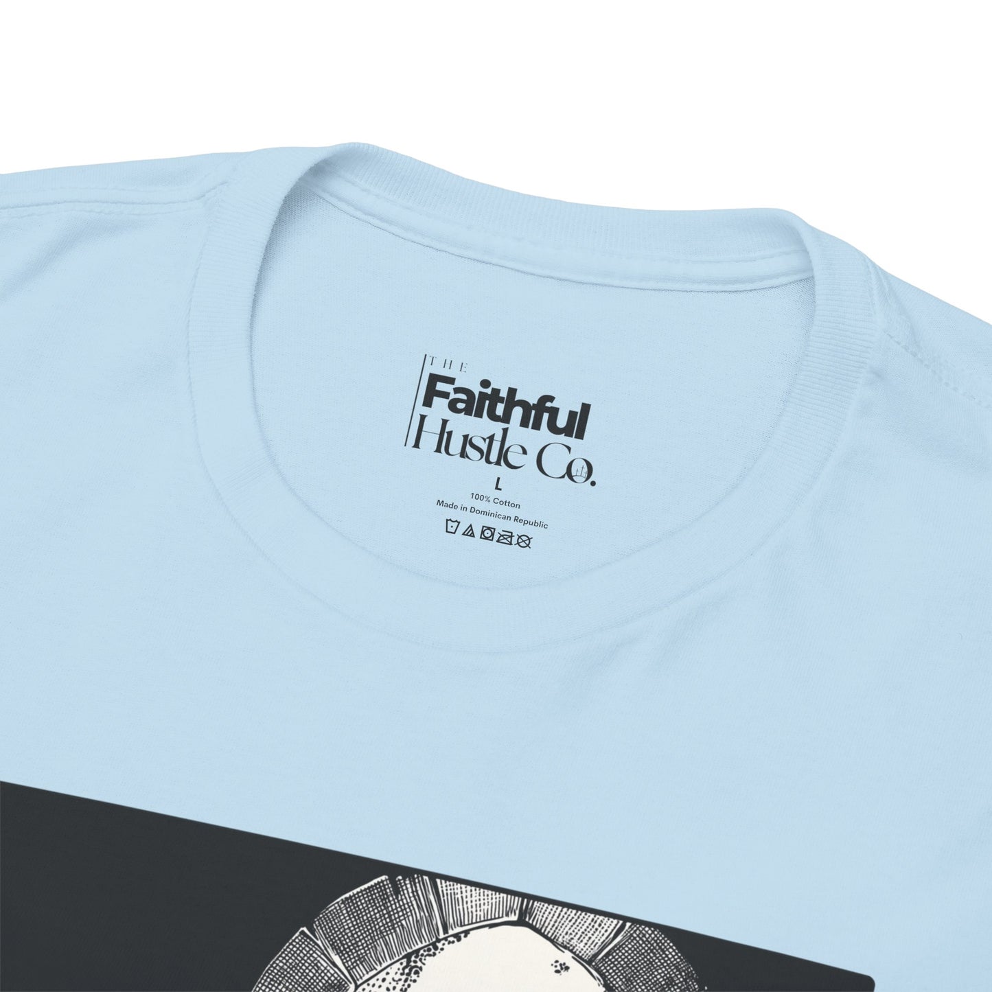 Daniel in the Lions’ Den Tee – Black & White Faith Ink Panel (Dan 6:22)