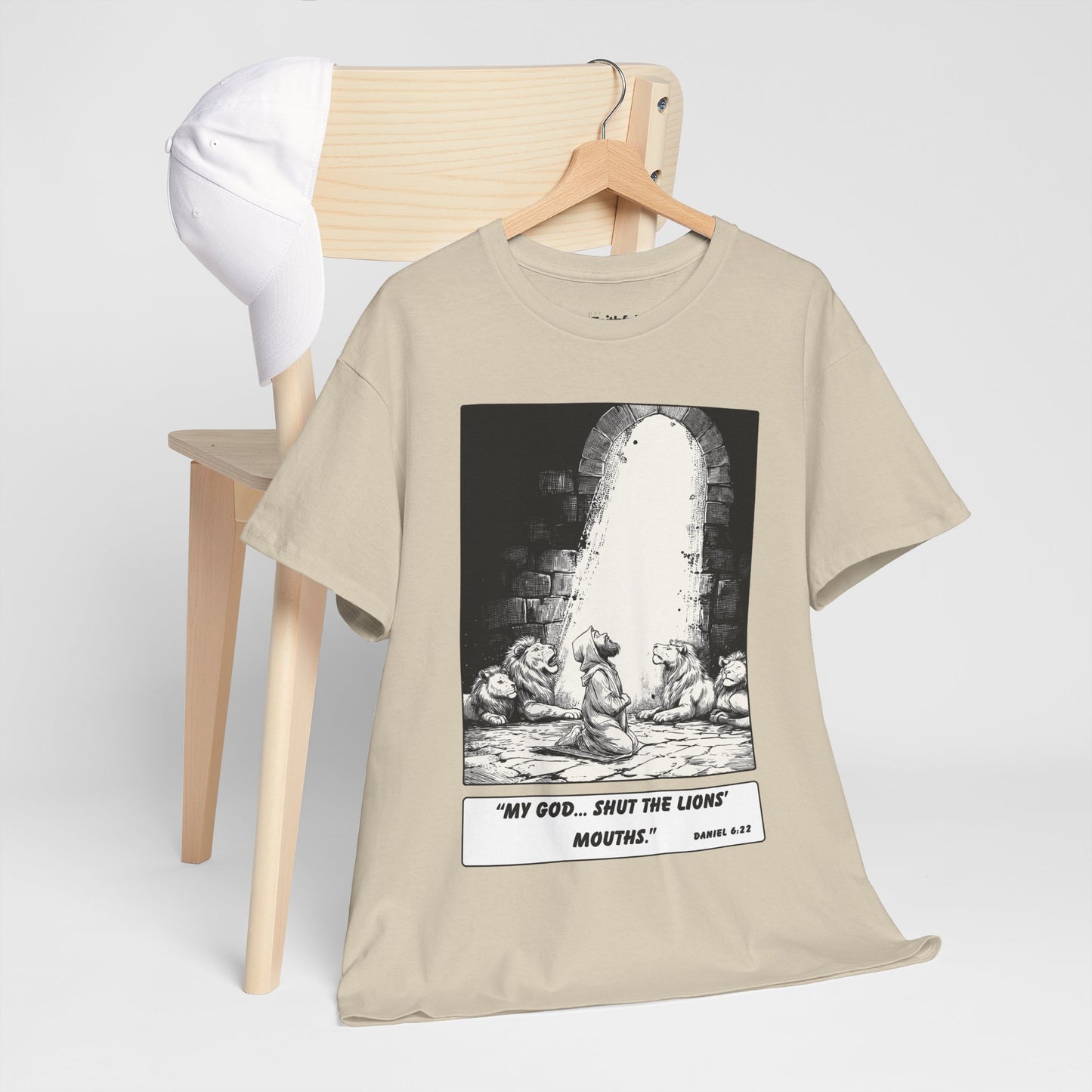 Daniel in the Lions’ Den Tee – Black & White Faith Ink Panel (Dan 6:22)